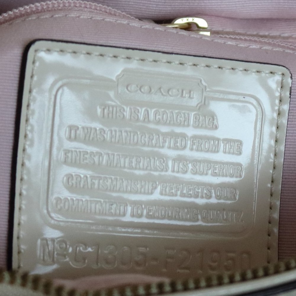 Coach Vintage Signature Stripe Tote F21950 - Picture 12 of 15